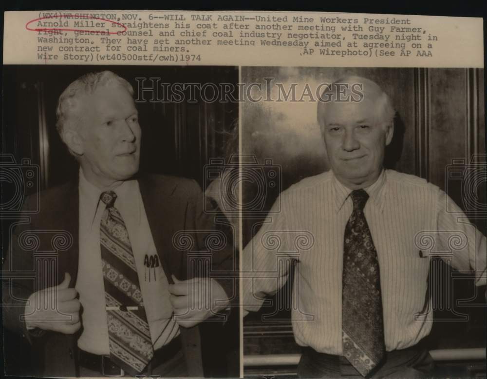 1974 Press Photo Arnold Miller and Guy Farmer attend meeting in Washington- Historic Images
