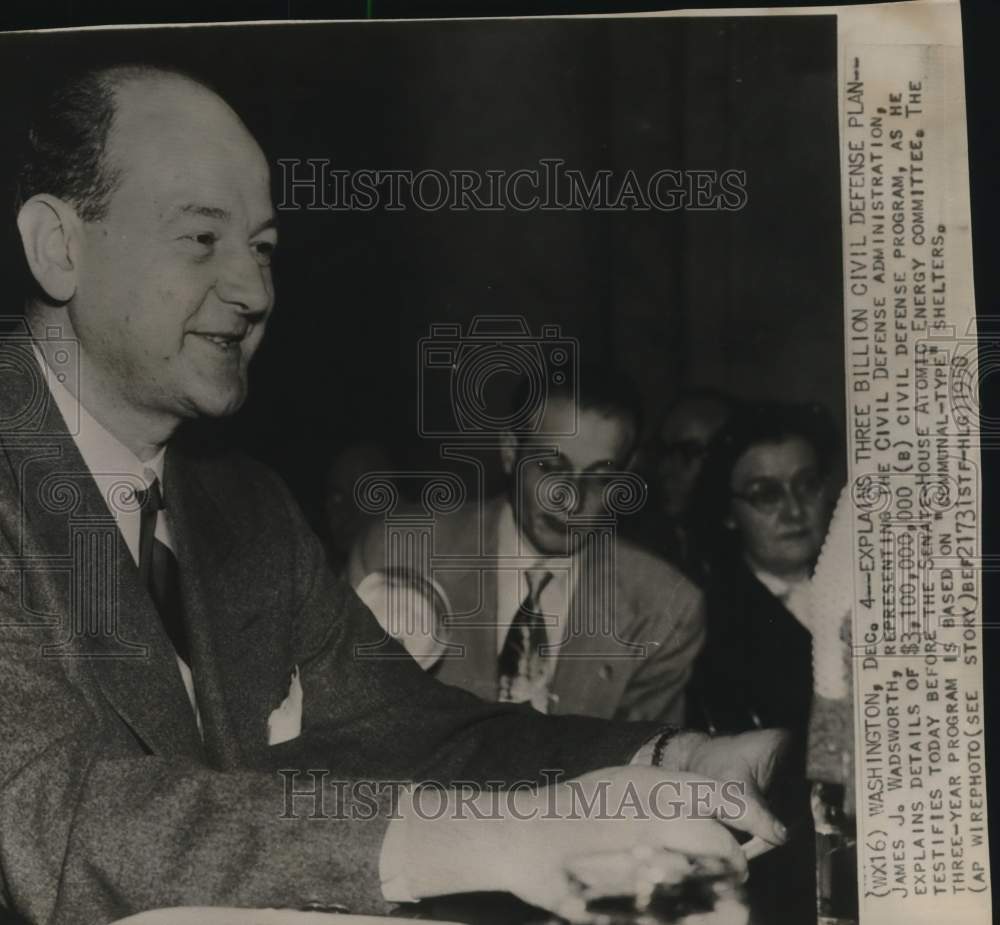 1950 Press Photo James J. Wadsworth testifies before Senate-House Committee - Historic Images