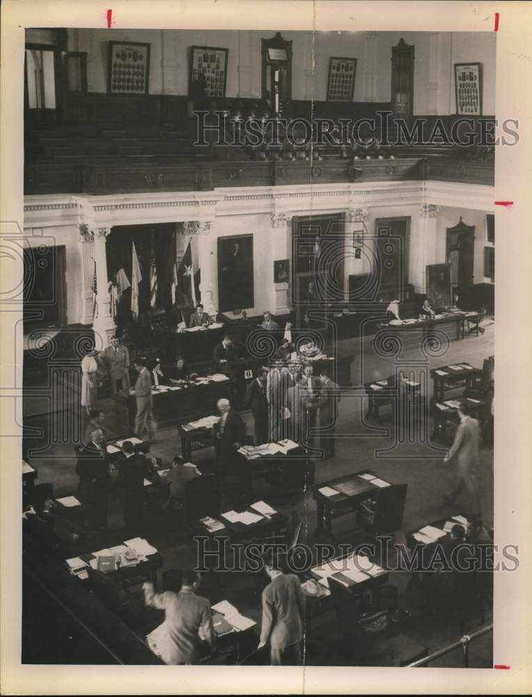 1971 Press Photo Officials in the State Senate Chamber at the Capitol in DC- Historic Images