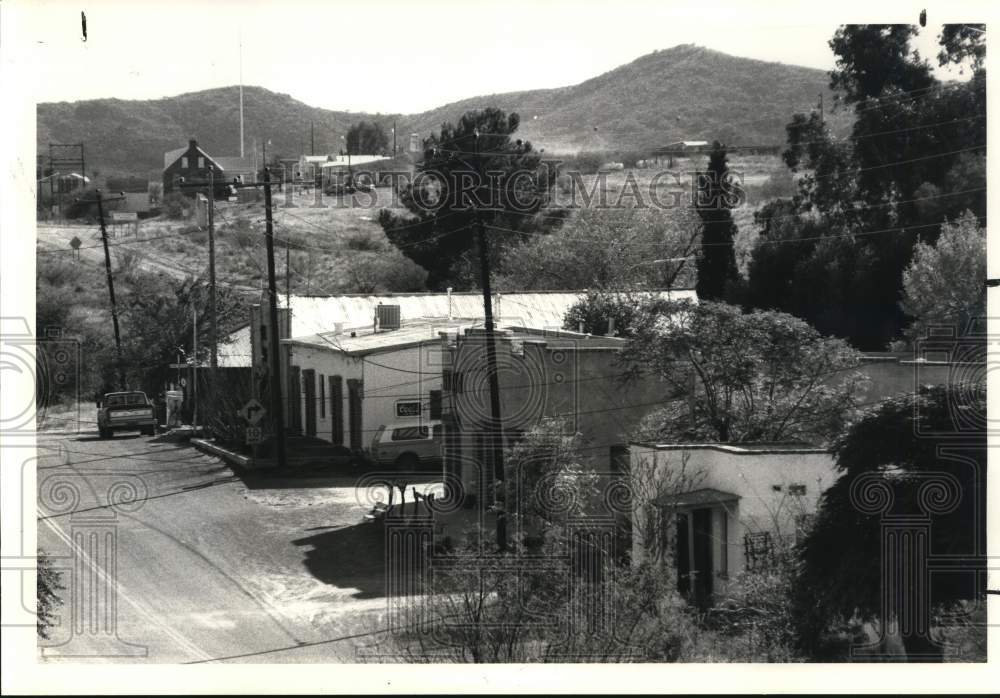 1985 Press Photo Sasabe, Arizona main street looking towards the Mexican border- Historic Images