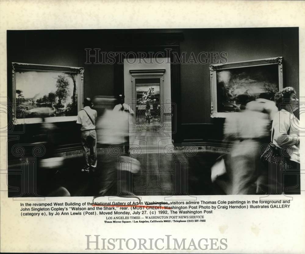 1992 Press Photo West Building Visitors of National Gallery of Art in Washington- Historic Images