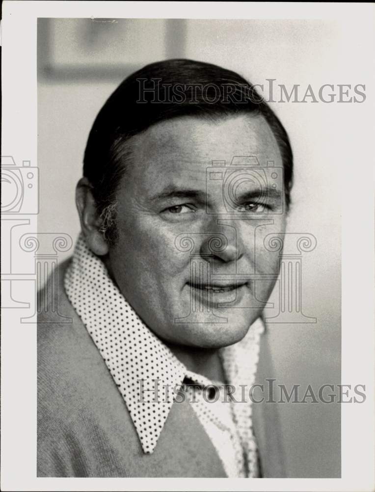 Press Photo Sportscaster Keith Jackson - sax33650- Historic Images