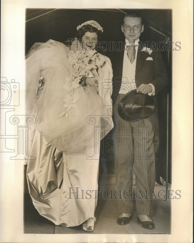 1940 Press Photo Everell Fisher &amp; Susan Briggs,members of two motordom families - Historic Images
