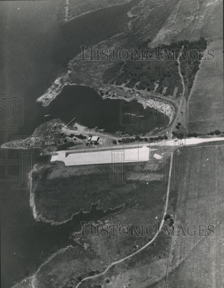Undated Press Photo Aerial View of Calaveras Lake in Texas - Historic Images