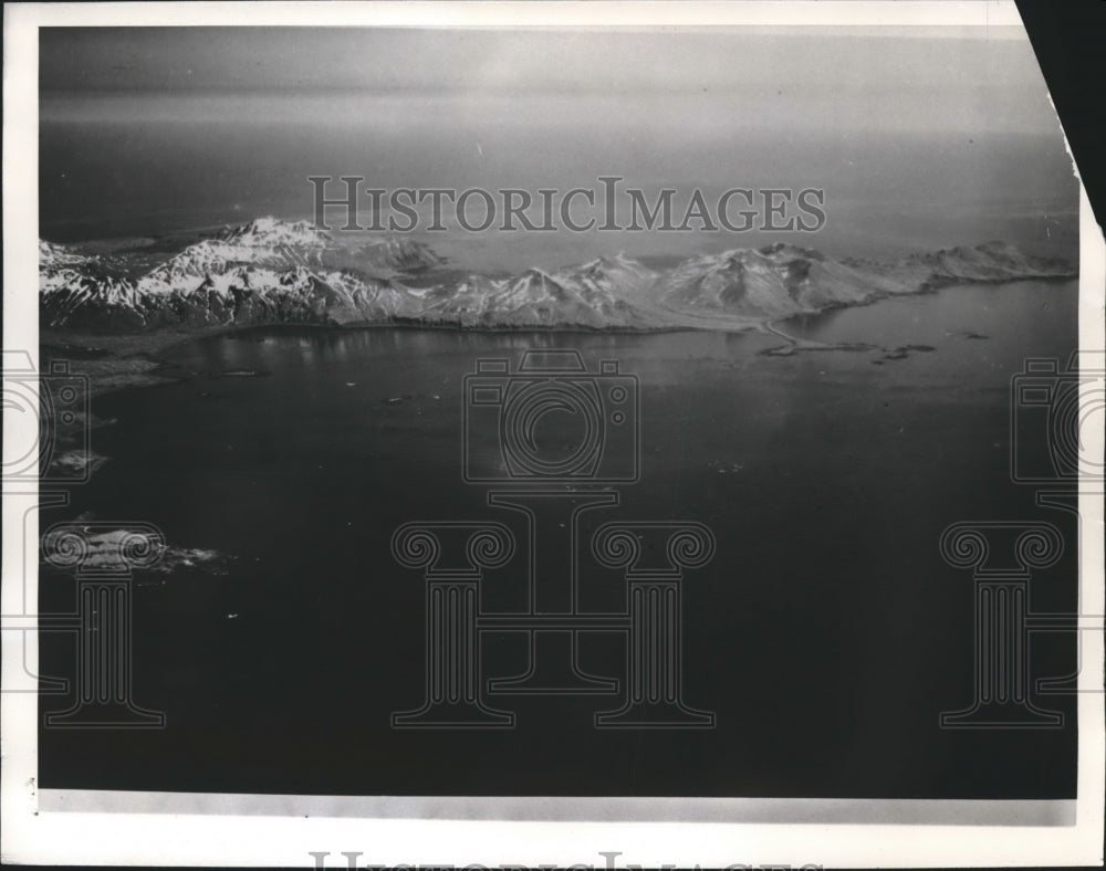 1943 Press Photo Aerial view of Massacre Bay where American troops landed-Historic Images