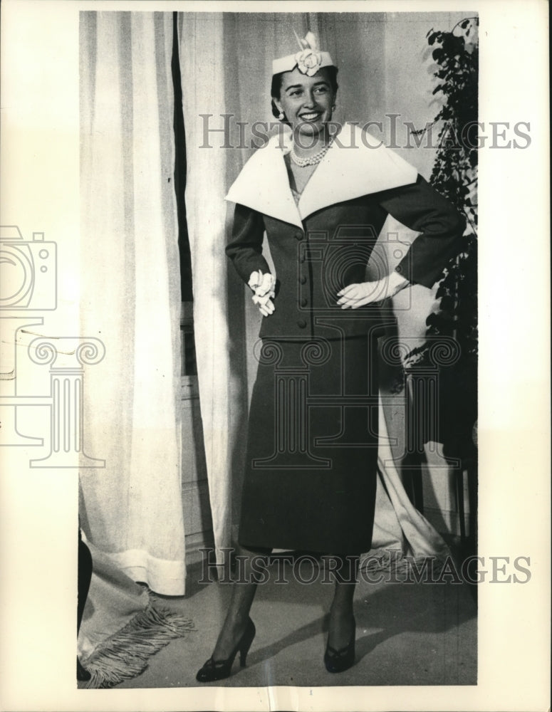 1956 Press Photo Countess of Quintanilla of Madrid, No. 10 on Best Dressed List-Historic Images