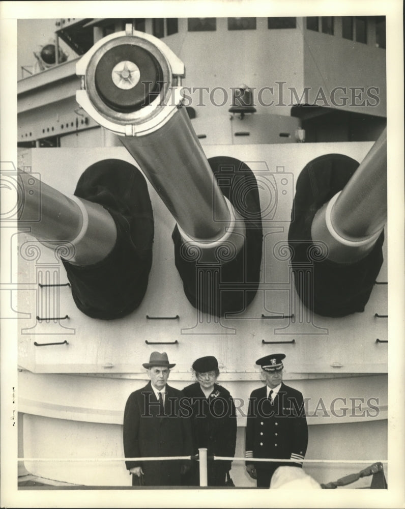 1940 William D. Leahy & Wife Sail to Lisbon Portugal - Historic Images