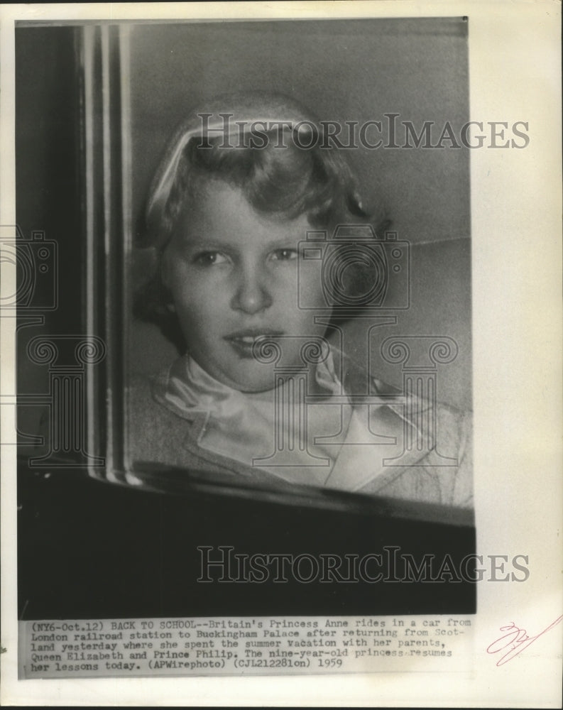 1959 Britain&#39;s Princess Anne heads to Buckingham Palace-Historic Images