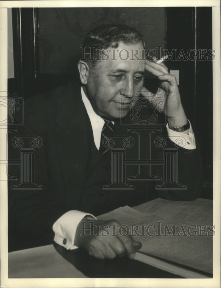 1941 Admiral Clark H. Woodward Writes for International News Service - Historic Images