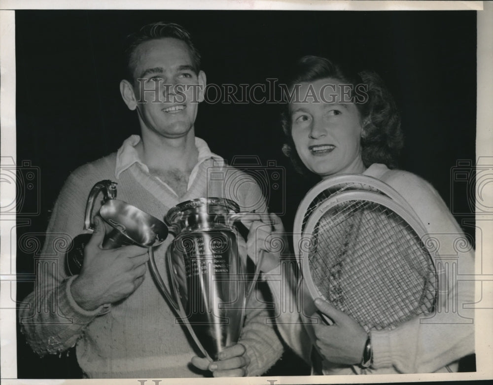 1947 Press Photo Jack Kramer Wins Mens Singles Pauline Betz Wins Womens Singles- Historic Images