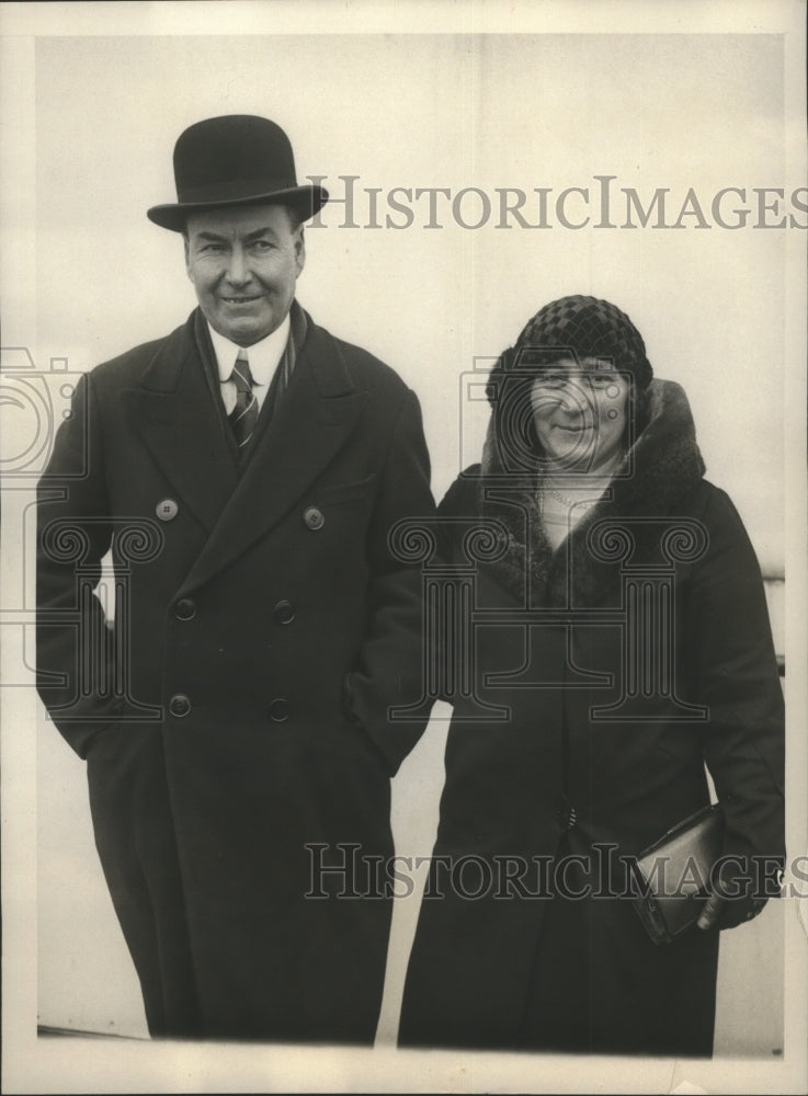 1930 Press Photo Mr &amp; Mrs PJ Maloney aboard SS Majestic arrive in New York-Historic Images
