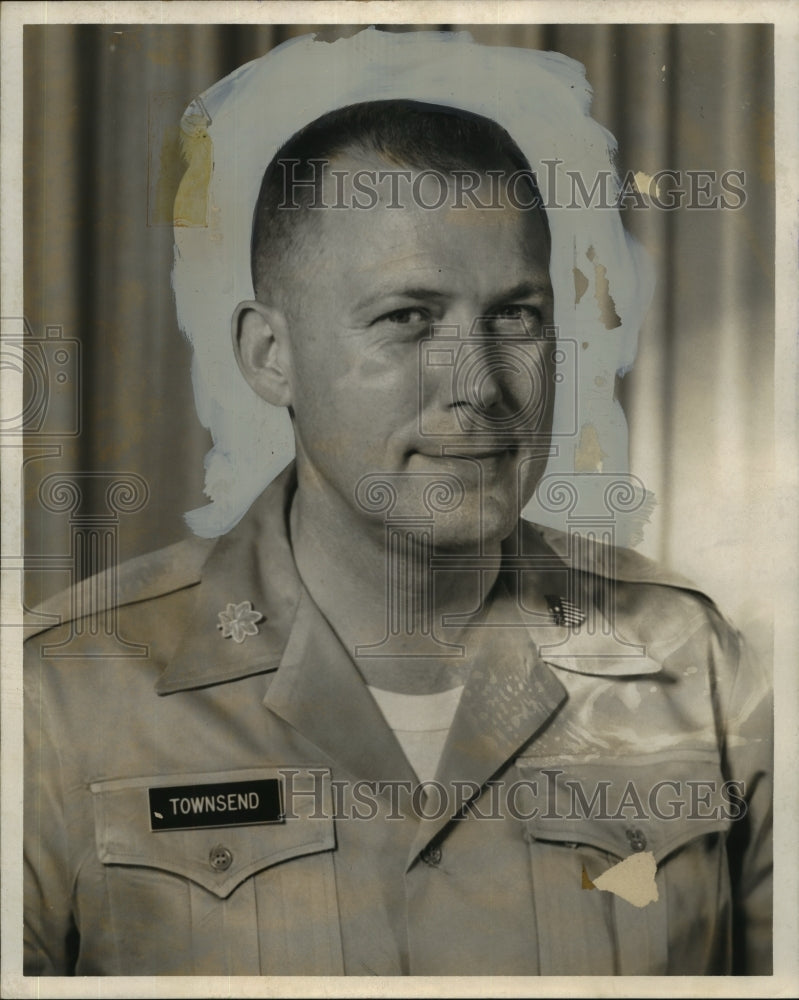 1965 Press Photo Lt Col Rhett C Townsend at US Modern Pentathlon Center TX- Historic Images