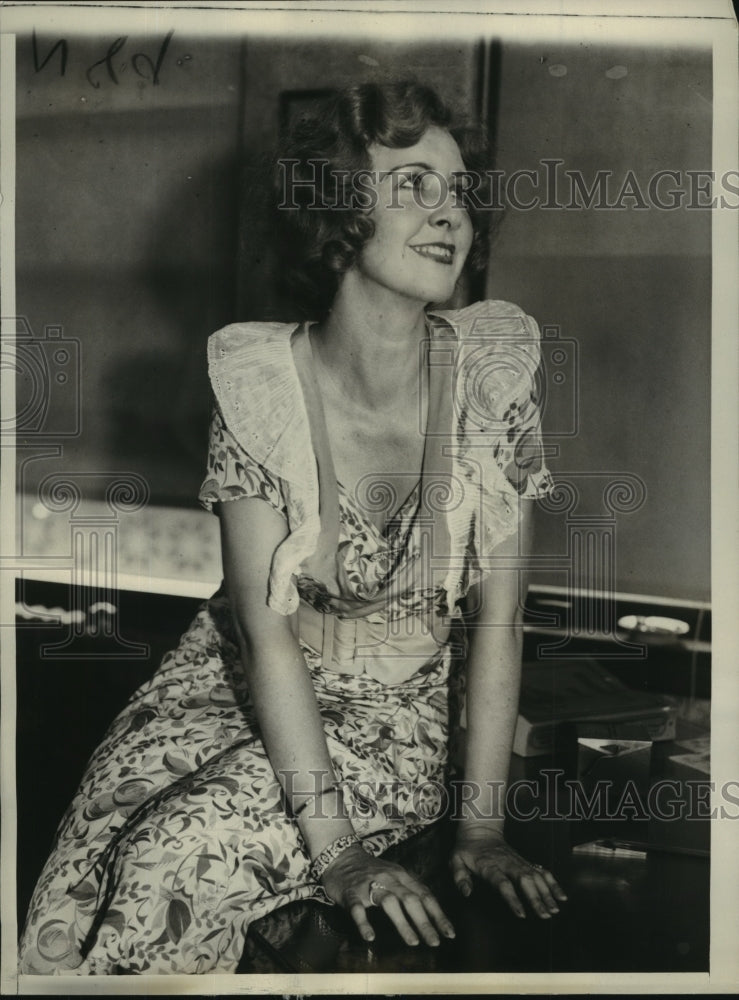 1931 Foolies Beauty Marion Dodge won divorce to John Horace Humbert. - Historic Images