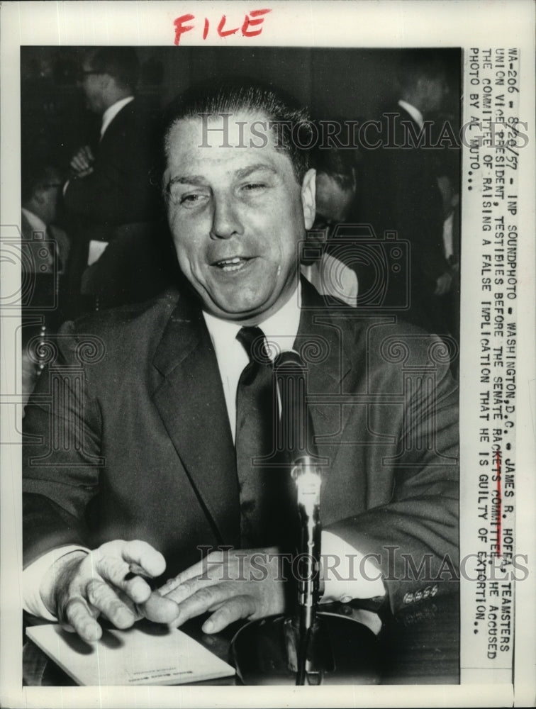 1957 Press Photo James R Hoffa Teamsters Union Vice President testifies - Historic Images