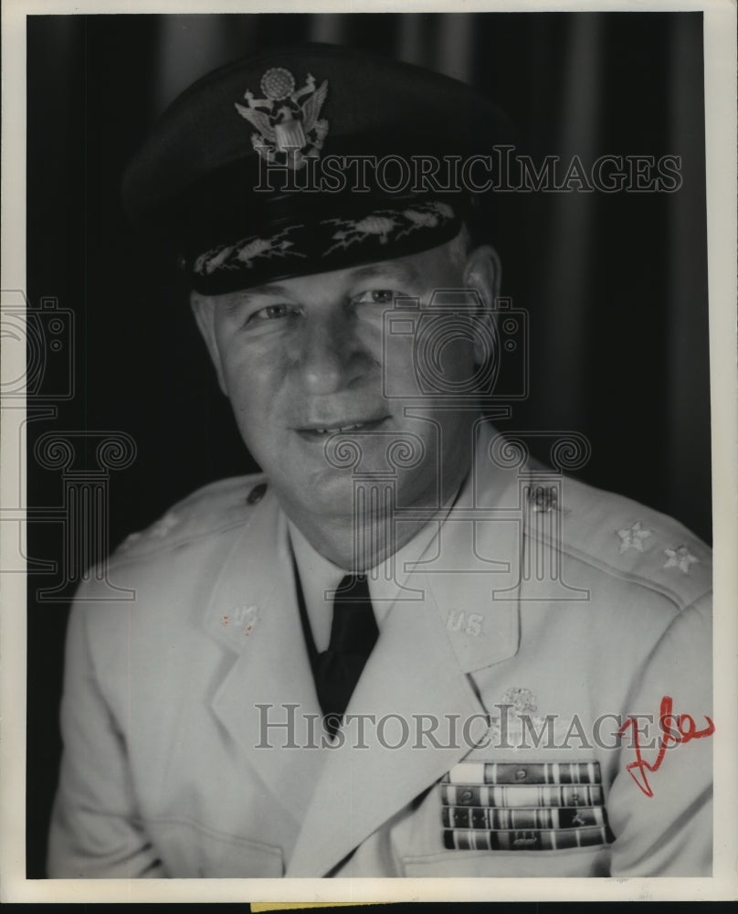 Press Photo Major General Charles F. Born Commander Crew Training Air Force - Historic Images