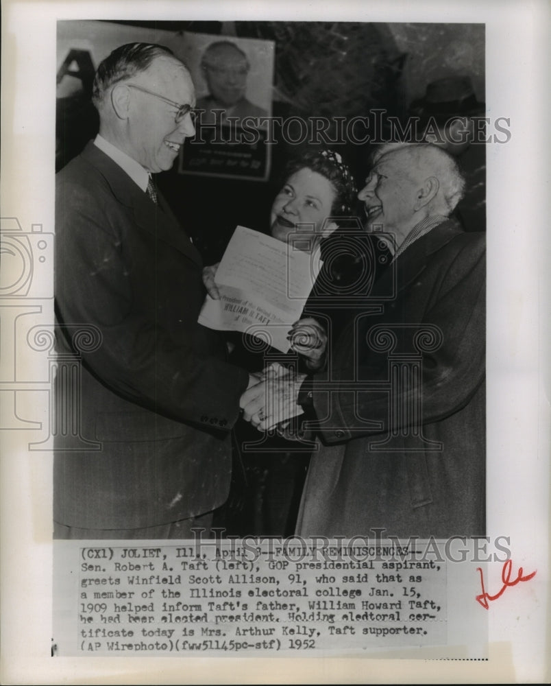 1952 Press Photo Sen. Robert A. Taft greets Winfield Scott Allison - sba05209- Historic Images