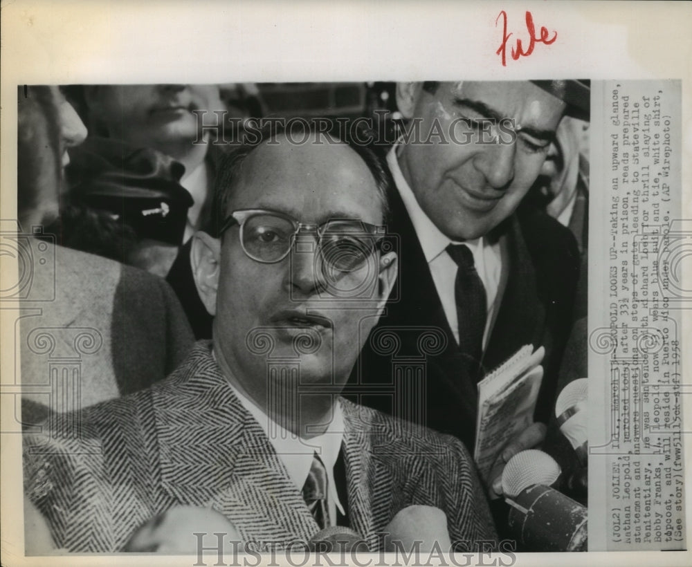 1958 Press Photo Nathan Leopold speaks after being released from prison-Historic Images