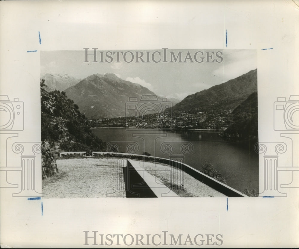 Press Photo Beautiful Lake Comie Near Milan Italy - Historic Images