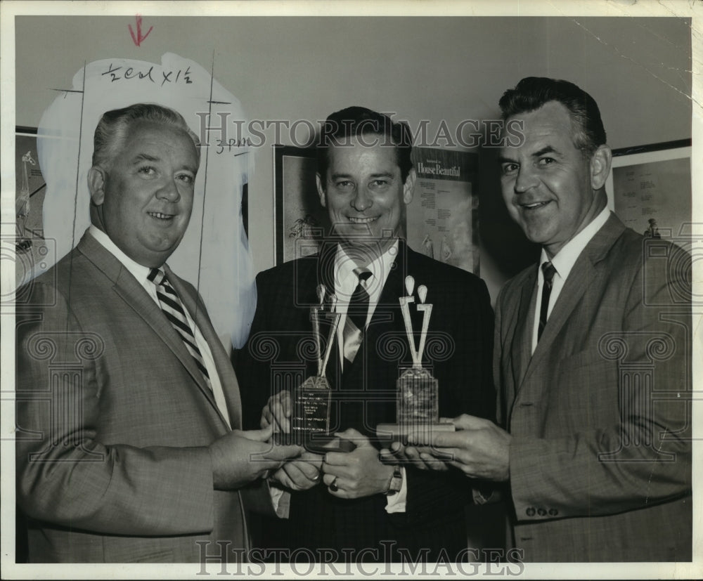 Press Photo Group of Unidentified Men - sba06508-Historic Images