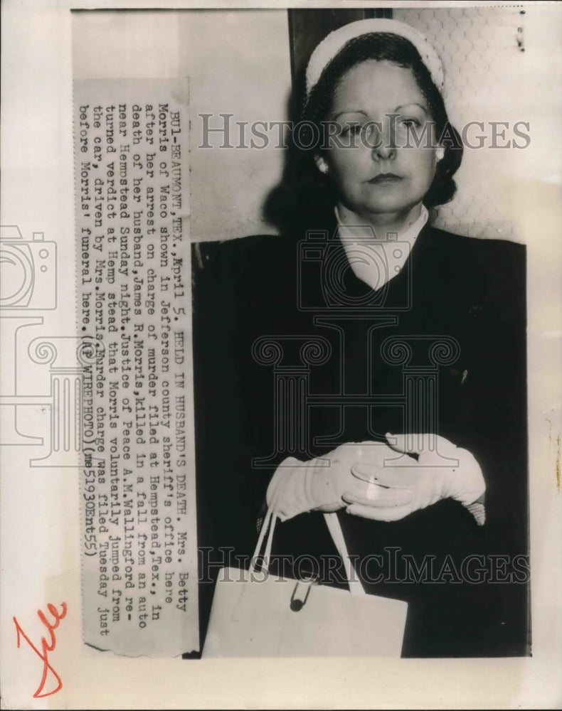 1955 Press Photo Mrs. Betty Morris charged of husband, James Morris' death-Historic Images