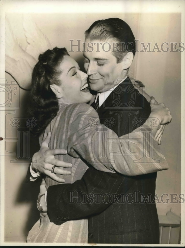 1947 Press Photo Ted North, actor who is legally changing his name to Michael - Historic Images