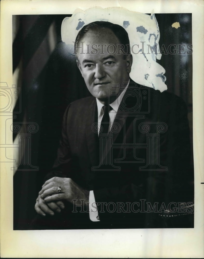 Press Photo Hubert Humphrey, politician - sba07975-Historic Images