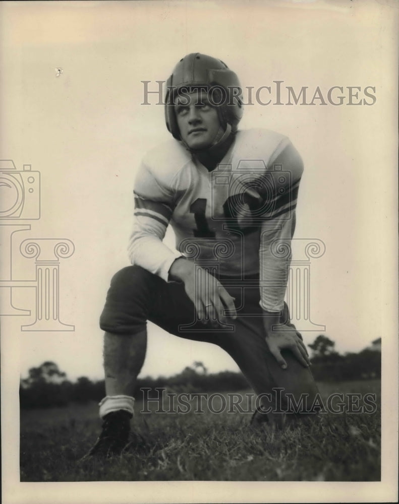 Press Photo George Wallusley, football player - sba08296 - Historic Images