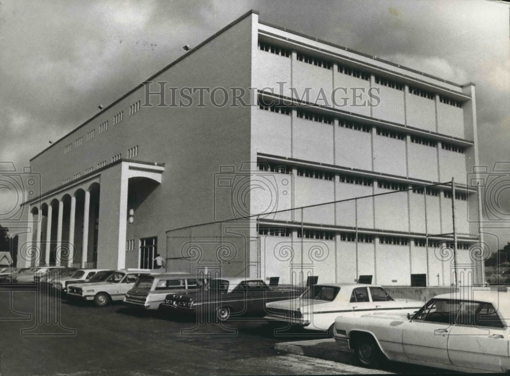 Press Photo St Phillips College & new Tech education building cost 1.3 million - Historic Images