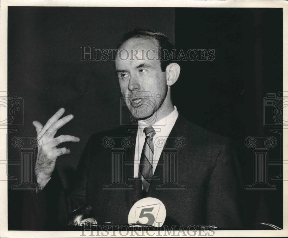 Press Photo Dr Richard Byrne - Historic Images