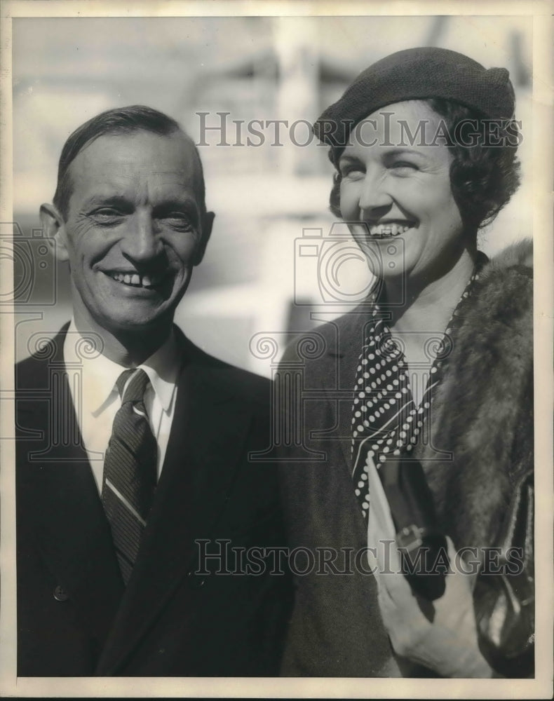 1931 Press Photo Mr and Mrs. Charles H.Day on World Tour Honeymoon - sba09598-Historic Images