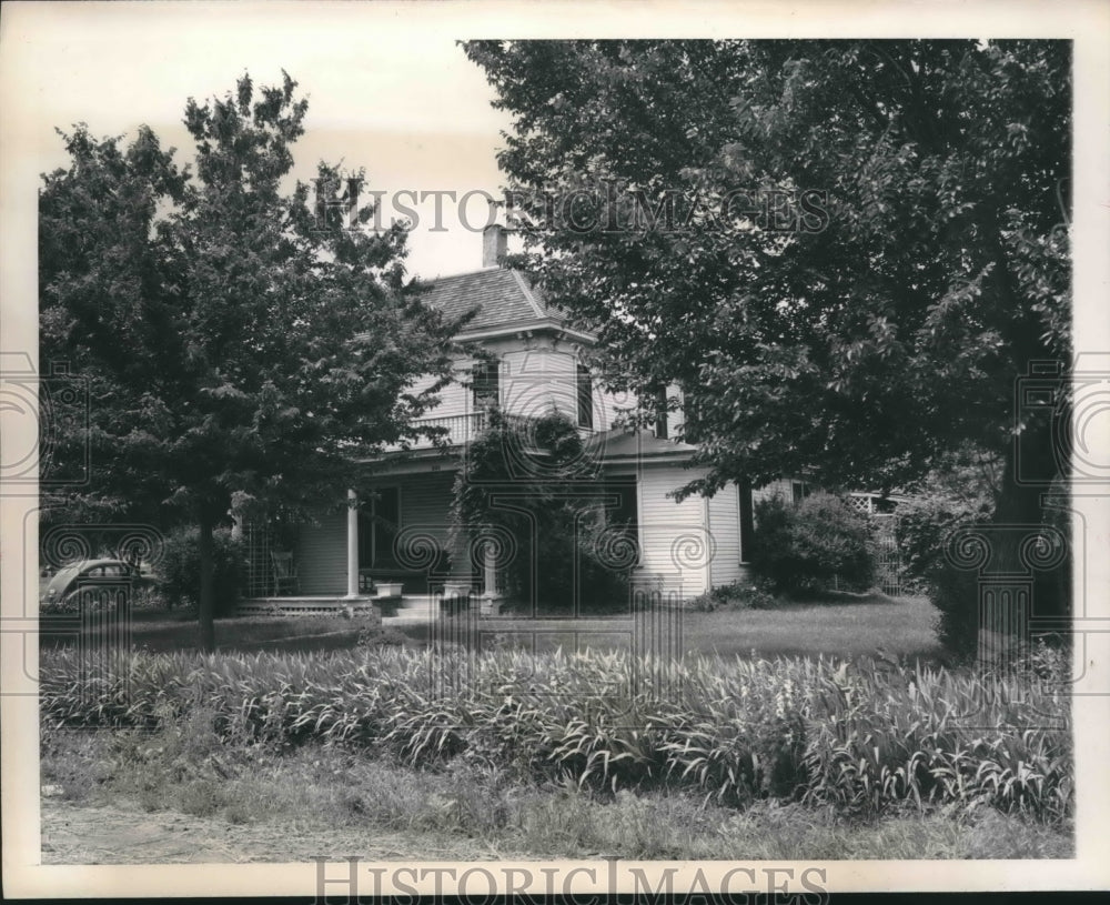 Abeilene Kansas home of Mrs Ida Eisenhower mom of  Gen Eisenhower-Historic Images