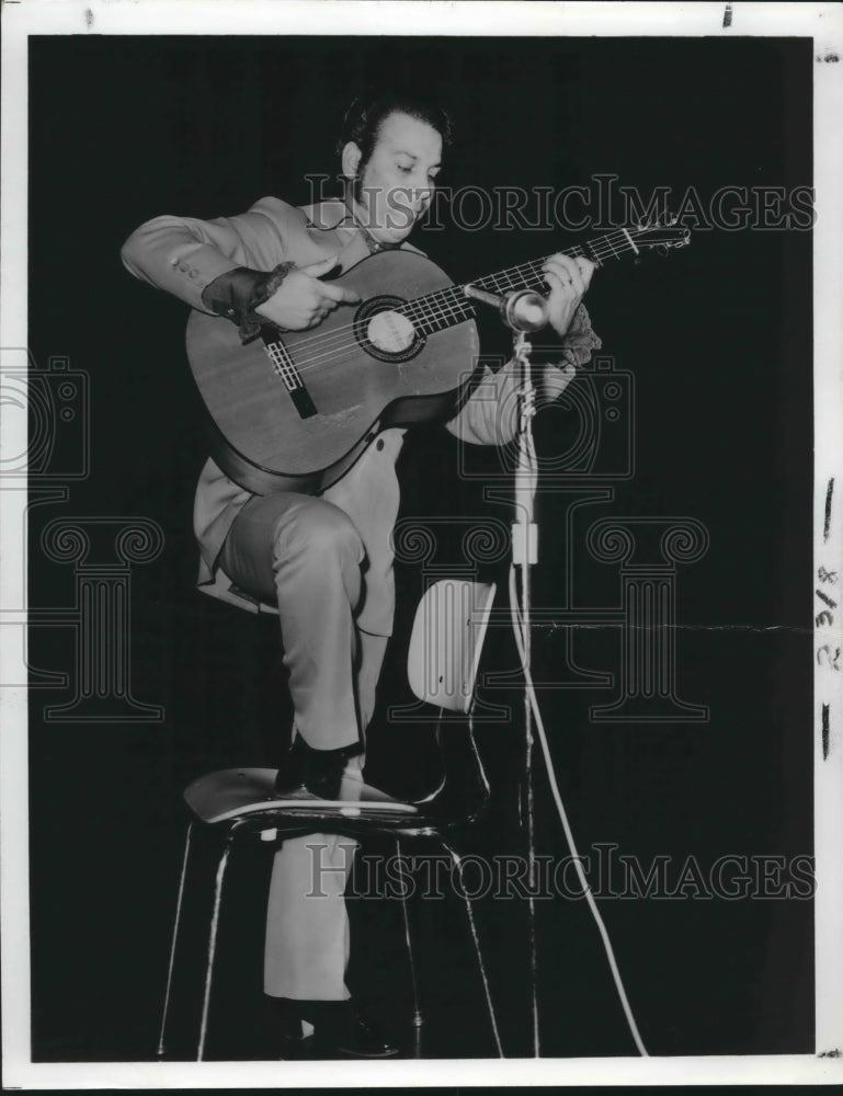 El Curro Champion, famous San Antonio flamenco guitarist-Historic Images