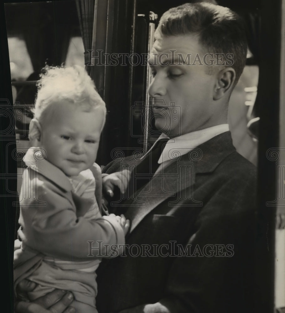 Actor Eddie Albert carries 14 month old baby, Peter Good-Historic Images