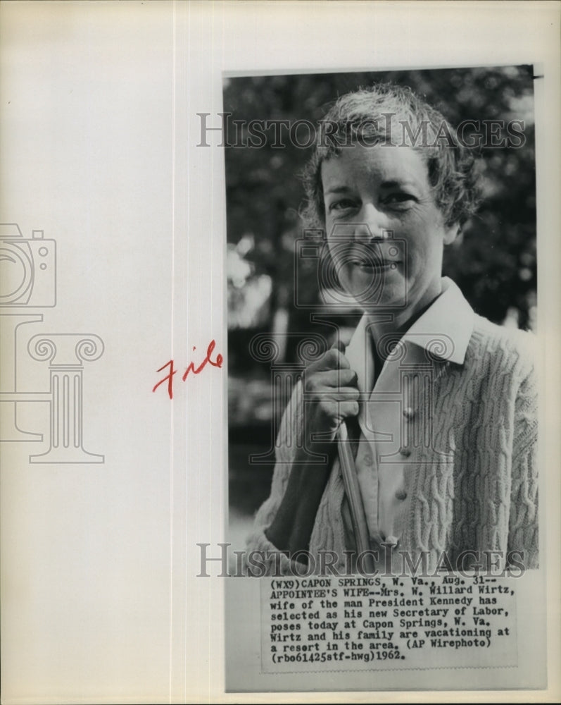 1962 Mrs. W. Willard Wirtz on a vacation at Capon Springs - Historic Images