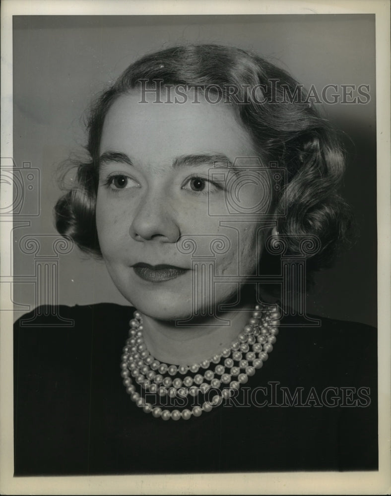 1944 Press Photo Jean Meegan, AP Writer - sba11271-Historic Images