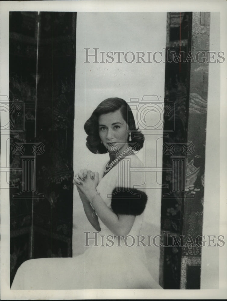 1954 Press Photo Queen Frederica of Greece, Best Dressed Women List - sba11418 - Historic Images