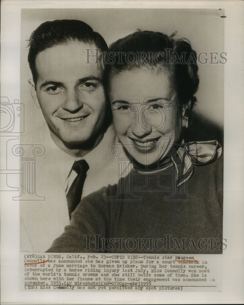 1955 Press Photo Maureen Connolly with her fiance Norman Brinker - sba12282-Historic Images