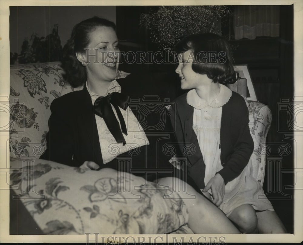 1944 Press Photo Magaret Roosevelt Pallavioni &amp; daughter cousin of US President-Historic Images