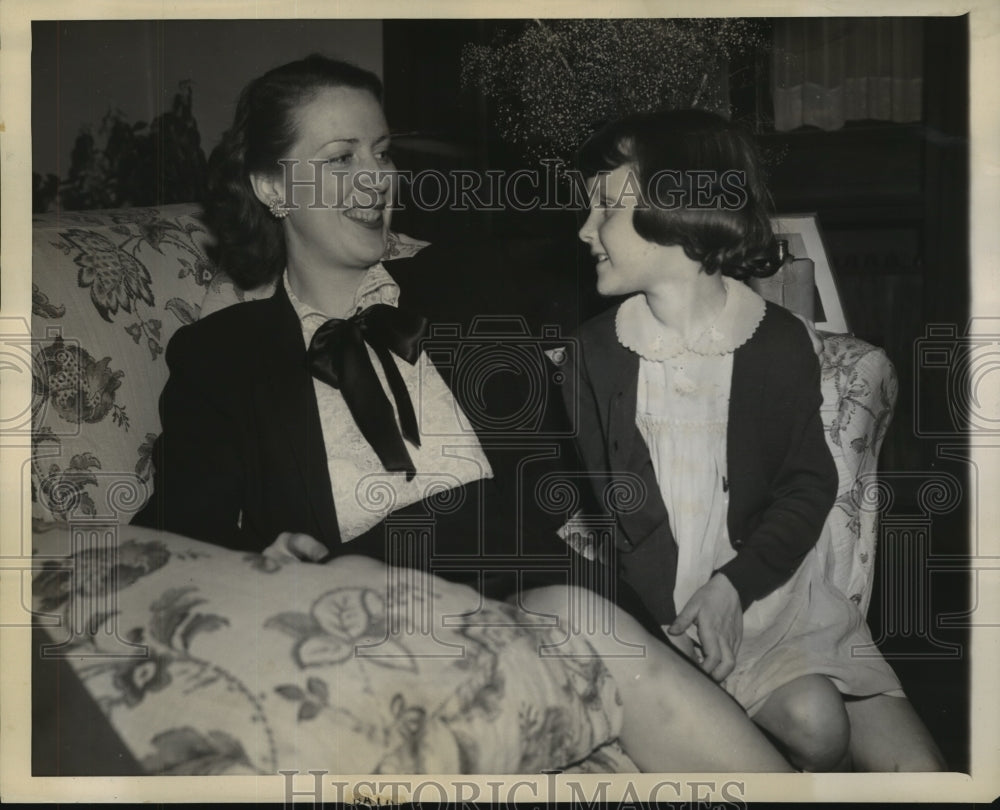 1944 Press Photo Magaret Roosevelt Pallavioni & daughter cousin of US President-Historic Images