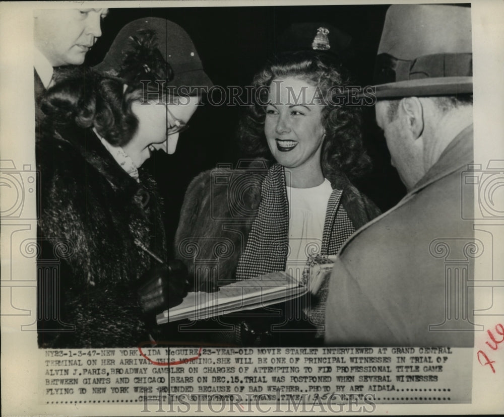 1947 Press Photo Ida McGuire interviewed at Grand Central Terminal - sba12909-Historic Images