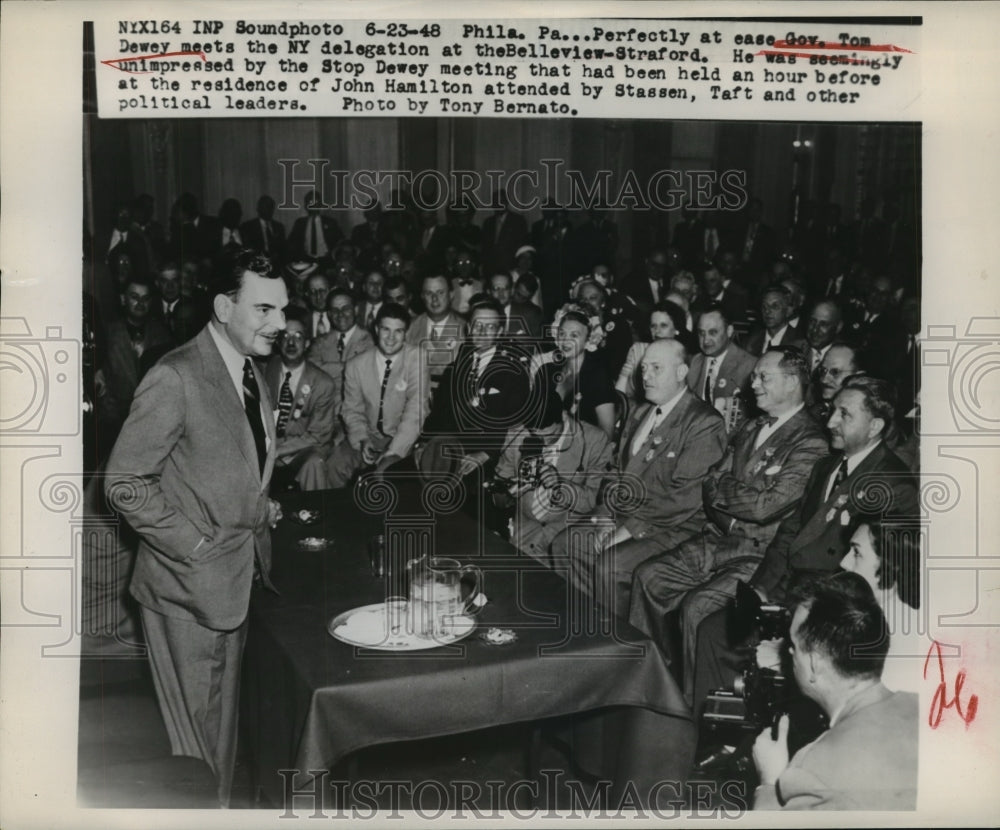 1948 Press Photo Governor Tom Dewey confers with the New York delegation-Historic Images