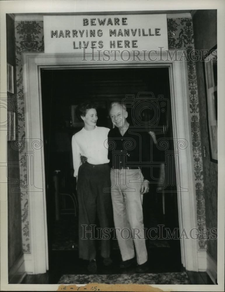 Press Photo Georgina Campbell & Tommy Manville will wed on Dec 9th - sba13521-Historic Images