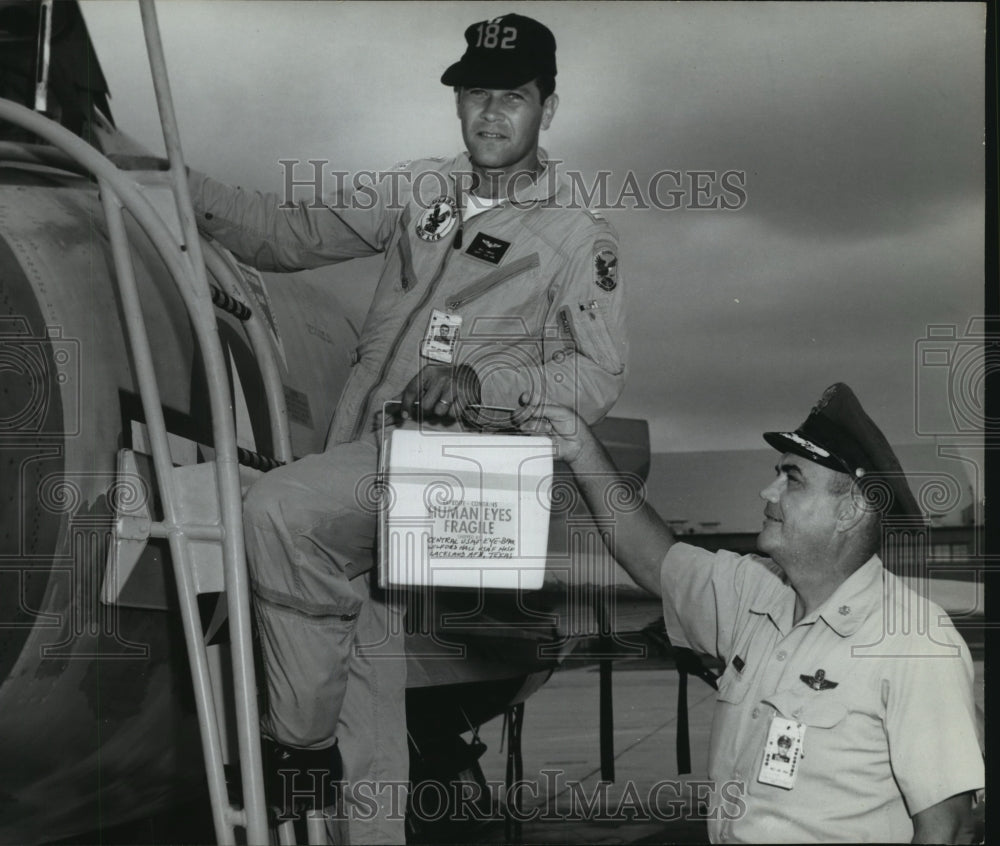 Press Photo Air Guard group men of 149th fighter group at Kelly AFB Texas-Historic Images