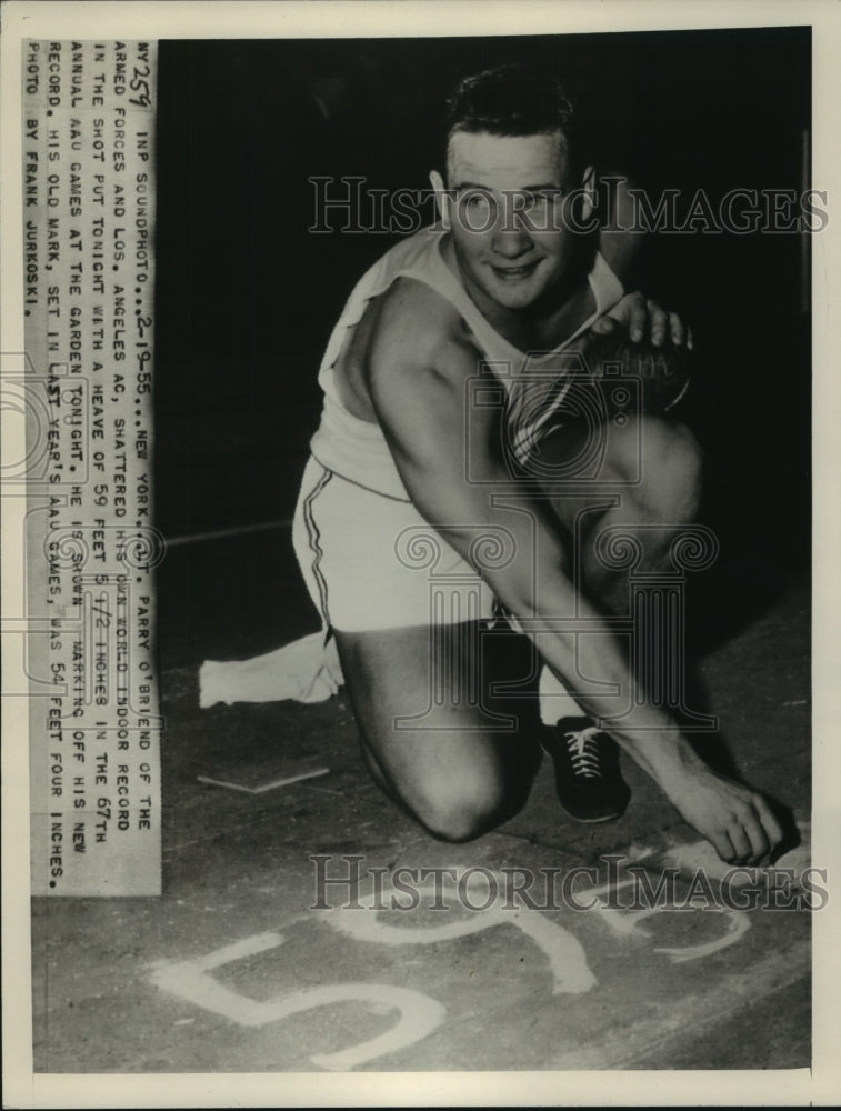 1955 Lt Parry O&#39;Briend shot putt of 59&#39; 5 1/2&quot; at AAU games - Historic Images