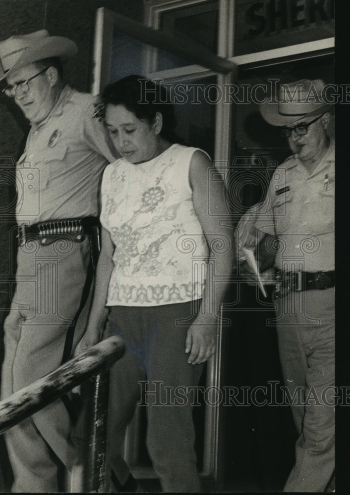 1970 Press Photo Hortence Tenorio arrested by Police - sba15587-Historic Images