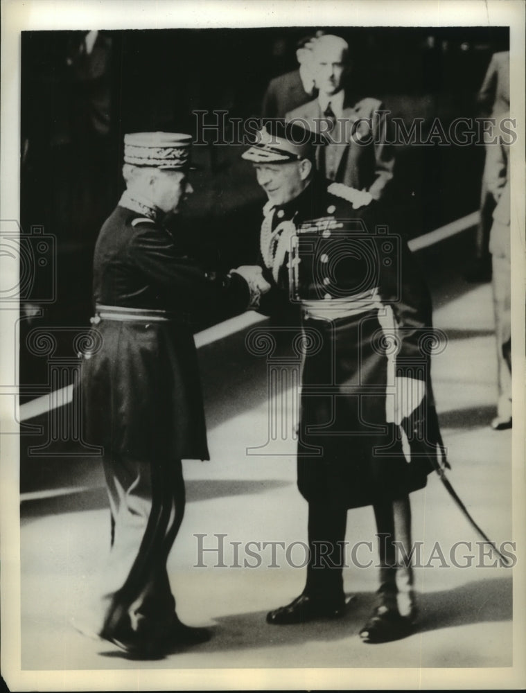 1939 Gen.Gamelin of French Army greeted by Maj.Gen. Viscount Gort - Historic Images