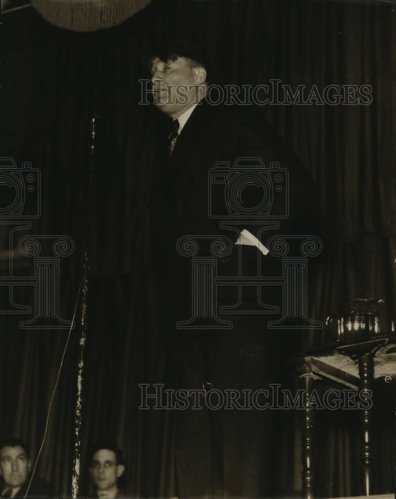 Press Photo Adolph Germer moves the microphone closer - sba15950-Historic Images