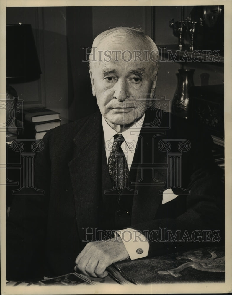 1945 Press Photo Cordell Hull at his Washington apartment desk - sba16054-Historic Images