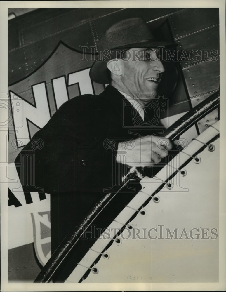 1940 Press Photo Harry Bridges en route to Washington to meet John Lewis- Historic Images