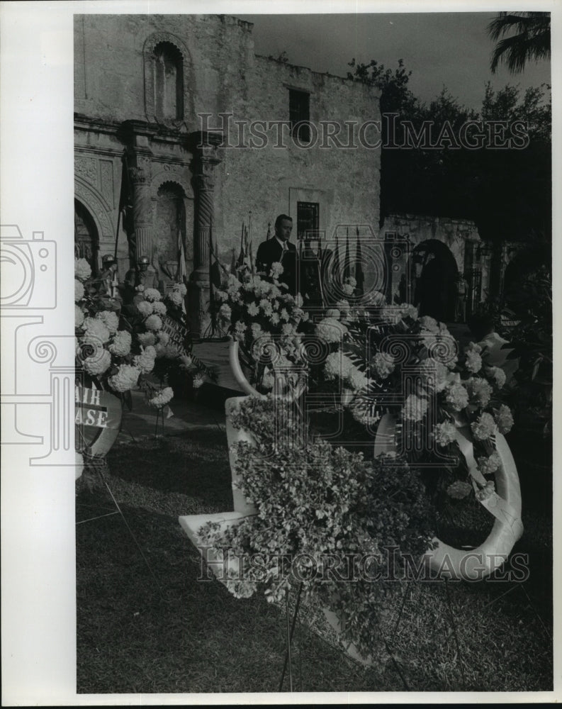 Press Photo Flower arrangements at Randolph Air Force Base - sba16131-Historic Images